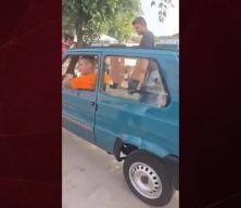 İtalyan bir otomobil tamircisi dünyanın en dar arabasını üretti