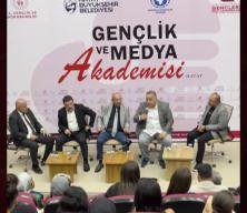 Gençlik ve Medya Akademisi'nde afetzede öğrenciler sertifikalarını aldı!
