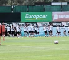 Beşiktaş'ta yeni sezon hazırlıkları sürüyor! Antrenmanda neşeli anlar