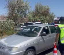 Kayseri'de ticari araç park halindeki araca çarptı: 1 ölü, 8 yaralı