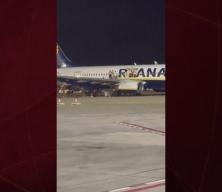 Ryanair uçağında yangın alarmı: 18 yolcu yaralandı
