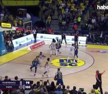 Fenerbahçe Beko’da veda! Nigel Hayes-Davis NBA yolcusu