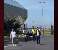 Orkun Kökçü daha uçağa binmeden ilk üçlüyü çektirdi: Hollanda'dan ayrıldı