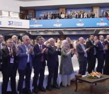 Emine Erdoğan, Cumhurbaşkanı Erdoğan’ın konuşması sırasında duygulandı