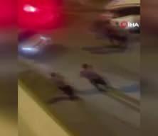 Polisin yakaladığı şüpheliyi korumak için polisleri böyle ezdi