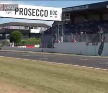 Toprak Razgatlıoğlu Donington Park’ta ikinci zaferini aldı