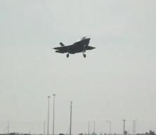  ABD'nin f-35 savaş uçaklarına yaptığı zam bu uçakları almak isteyen İsviçre'de gündem oldu