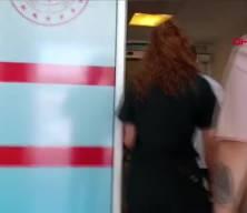  Bebeğinin ölüm haberini alan anne, eşinin ailesine saldırdı