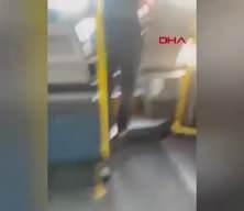 Topkapı-Ulubatlı minibüsünde yumruklu kavga! Sebebi pes dedirtti