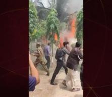 Bangladeş'te feci uçak kazası meydana geldi! İşte ilk görüntüler