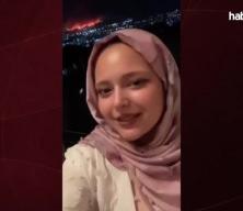 Yanan ormanı arkasına alıp şarkı söyledi: Genç kadından tepki çeken paylaşım