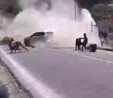  Ekvador'da feci kaza! Ralli aracı kalabalığın arasında daldı: 2 ölü, 18 yaralı