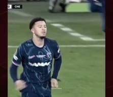 Beşiktaş taraftarının çok istediği Jadon Sancho'dan haber var! 
