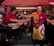 Galatasaray'da bir ayrılık daha! Nelsson İtalya'ya gitti...