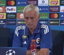 Mourinho'dan Kerem Aktürkoğlu hakkında "Fenerbahçe oyuncusu olarak düşünemem" dedi.