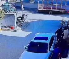 Sokak ortasında kadınlar saç saça baş başa kavga etti
