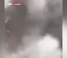 Soykırımcı İsrail'in hastane saldırısı kamerada: Kurtarma ekibini böyle vurdular!