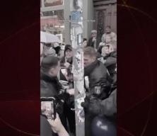 Alman polisinin Gazze destekçilerine karşı şiddeti kameralara böyle yansıdı