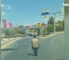 Elektrikli valizle trafikte seyreden kişinin görüntüleri kamerada