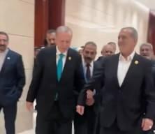 Cumhurbaşkanı Erdoğan ile Mesud Pezeşkiyan'ın samimi sohbeti böyle görüntülendi