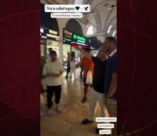  Josef de Souza tekrardan Türkiye'de! Eşiyle beraber İstanbul'da böyle görüntülendi