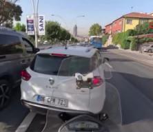Şaka değil gerçek! Trafikte uyuyan sürücü böyle görüntülendi