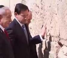 ABD Dışişleri Bakanı Marco Rubio ağlama duvarında!