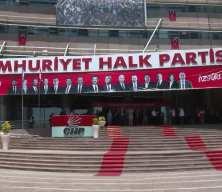 CHP genel merkezine yığınak yapılıyor