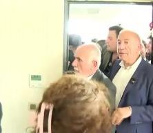 Gürsel Tekin, tepkilerle İstanbul İl Başkanlığı'na girdi