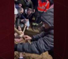 MHP Genel Başkanı Devlet Bahçeli, Ferdi Tayfur’un kabrini yaptırdı