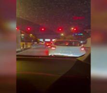Üsküdar’da trafikte yol verme kavgası: Kadın sürücünün yüzüne biber gazı sıktı