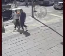 Yol verme kavgasında maganda sürücü kadına yumrukla saldırdı