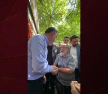 Ahmet amcadan Bakan Kurum'a göz yaşları içinde teşekkür 