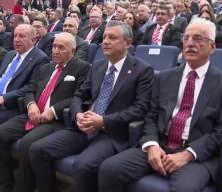 CHP’nin 22. Olağanüstü Kurultayı yargıya taşınabilir: “Yeterli imza yok” iddiası