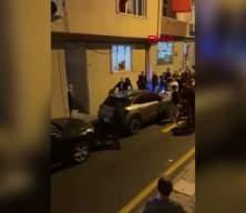 Asker eğlencesinde tekmeler yumruklar havada uçuştu
