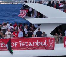  Liverpool taraftarı maç öncesi İstanbul’da boğaz turu yaptı