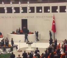 "Türk milletinin iradesine saldırı" 'TBMM'de CHP'den çirkin hareket