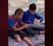 Bir lokma sevinç, bir ömürlük acı: Gazze’de bir çocuk, kendi protezini yaptı