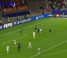 Can Uzun, A Milli Futbol Takımı'nda henüz ilk 11'de kendine yer açamadı