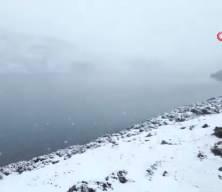 Everest'te 1000 kişi mahsur kaldı!