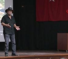 Prof. Dr. Üşümezsoy: "7.8'lik deprem için 400 km gerekir, Marmara Denizi ise 150 km"