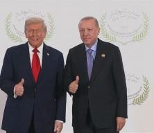 Başkan Erdoğan, Trump ile Mısır'da görüştü! Dikkat çeken anlar