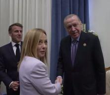 Cumhurbaşkanı Erdoğan'dan Meloni'ye: Sigarayı bırak
