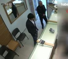 Kuyumcuyu darp edip 1 kilo altın ve 300 bin lirayı çalan 5 şüpheli yakalandı