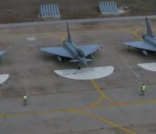 Eurofighter savaş uçaklarını Türk hava sahasında F-16'lar karşıladı