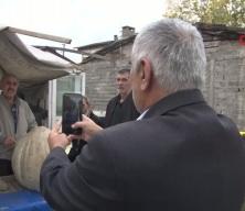 Sivas'ta yetiştirdiği devasa kabak tam 51 kilogram ağırlığında!