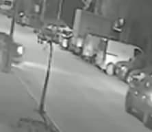 Trafik canavarı çarptığı motosikletliyi ezip kaçtı