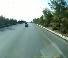 Otobanda ölümcül hata: Bir anda durdu, olanlar oldu!