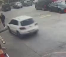 Otoparkta araçlara çarparak boşluğa düşen sürücünün görüntüleri ortaya çıktı