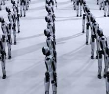 Çin robotta çığır atladı! Kendi kendilerini şarj ediyorlar...